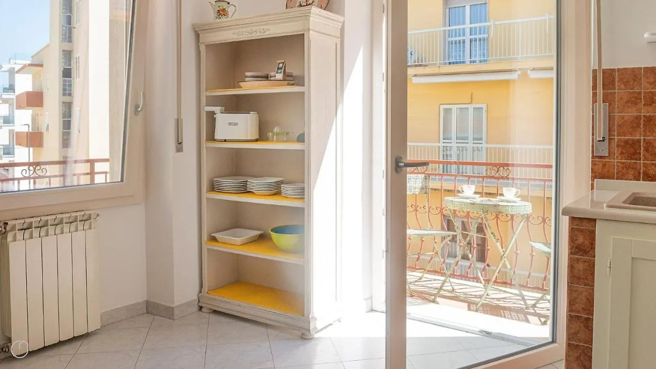 Candida'S House Alghero 0*,  Italien